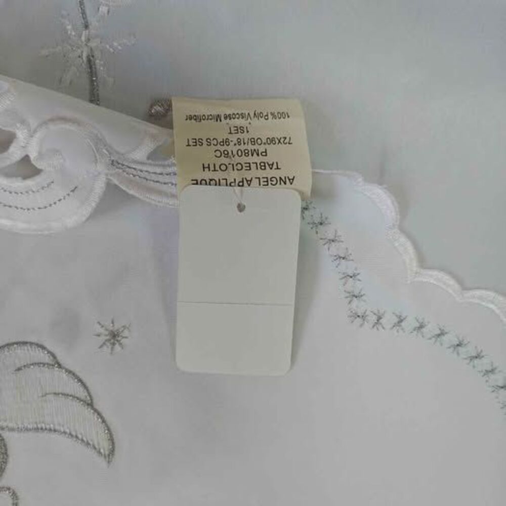 Tablecloth Christmas Large White Embroidered 68’ x 87’ Cutwork Angels & Stars - Picture 6 of 10